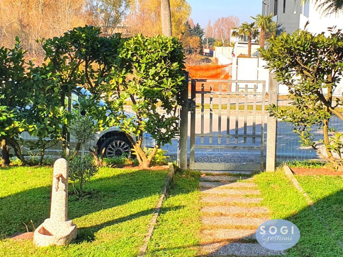 Casa Sbrindoli Apartment Lido di Jesolo Bagian luar foto